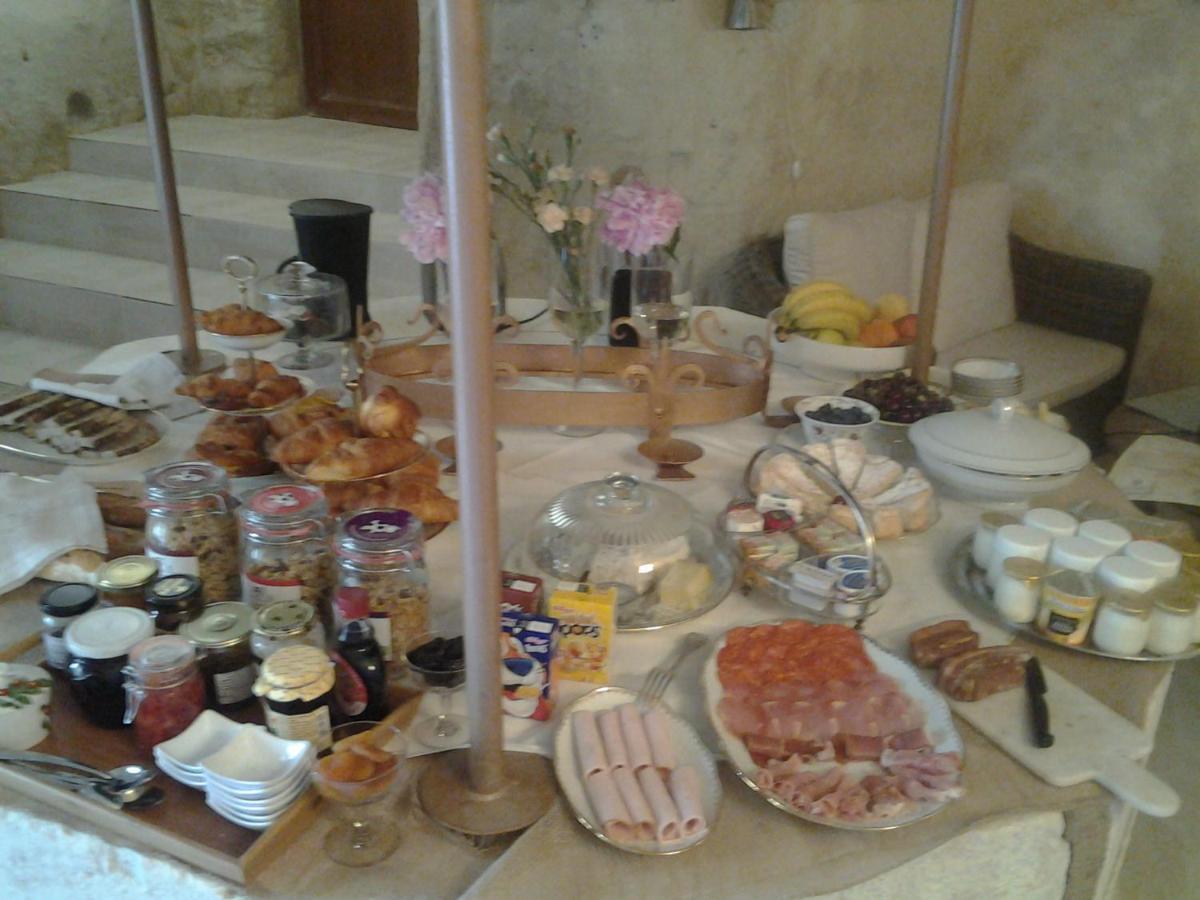 Bed and Breakfast Le Manoir Des Roches Bourré Exterior foto